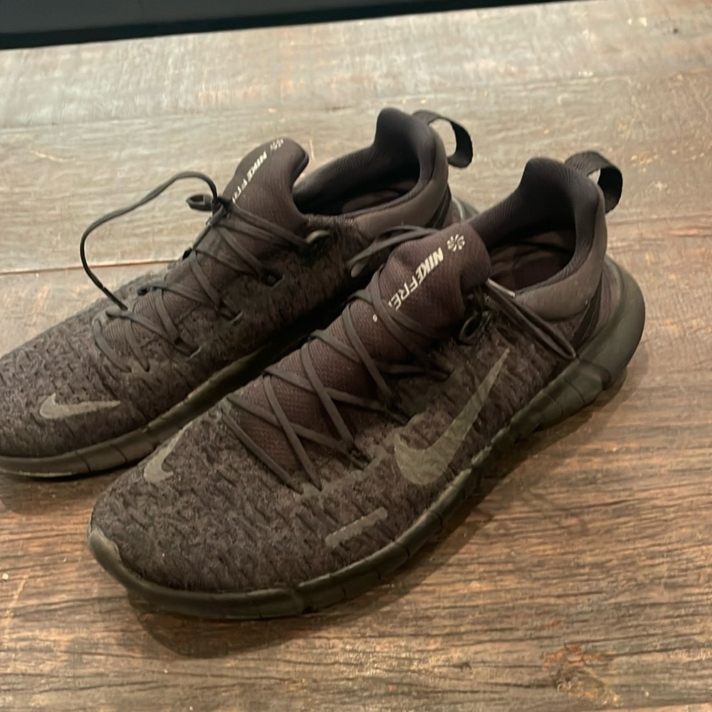 NIKE FREE 5.0